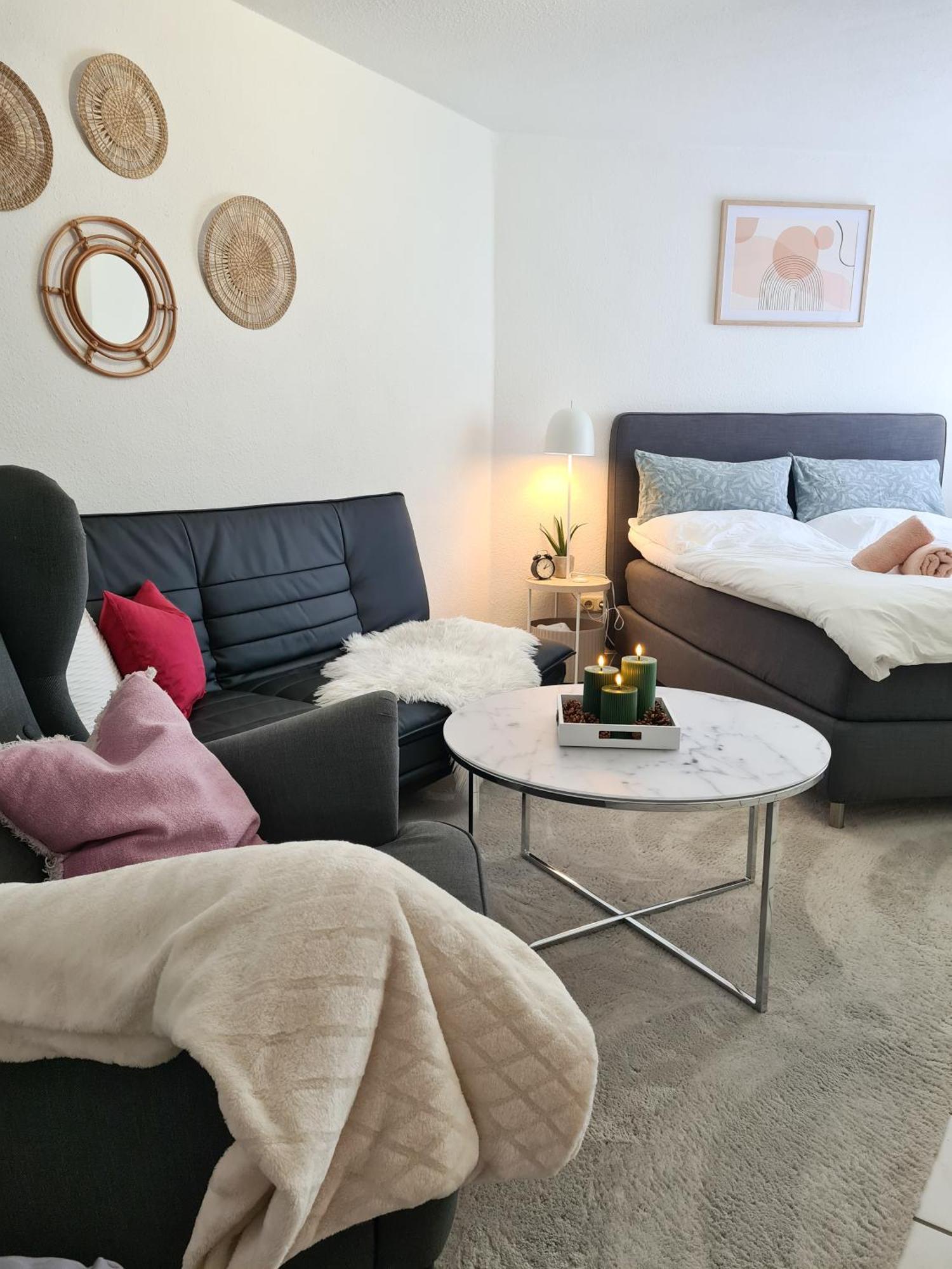 Ferienwohnung Rote Tuer - Landleben Pur! Kirchhain Экстерьер фото